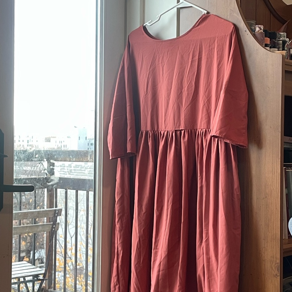 Mimu Maxi Coral Dress